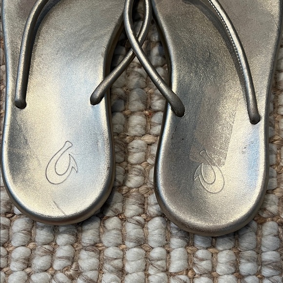 Metallic Olukai Flip Flop Sandals - Picture 4 of 4